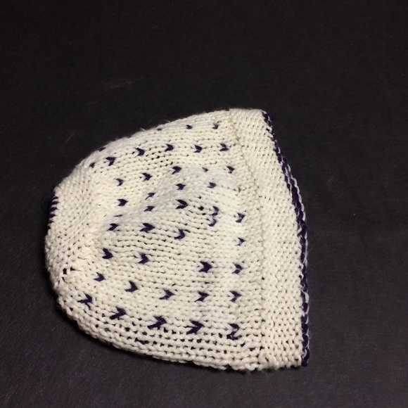 Reversible Double Thick Messy Bun Winter Hat - Picture 4 of 4